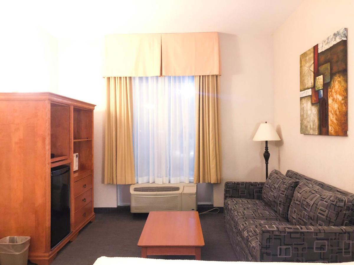 Hotel Days By Wyndham Centre St By The Falls 2*